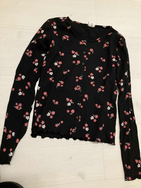 Vetrovka, reserved,146