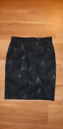 Čierna vzorovaná sukňa, 40