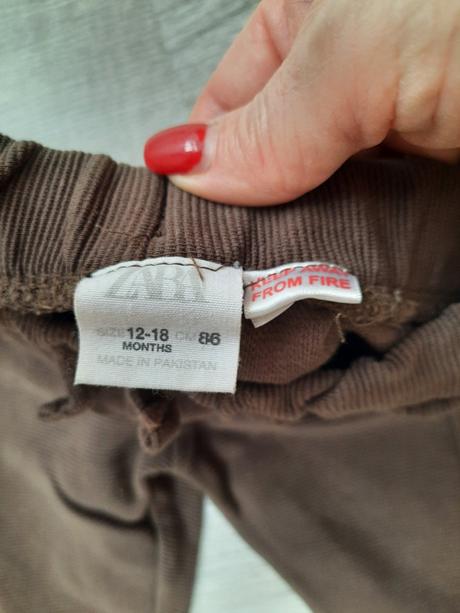 Chlapčenské tepláky, zara,86