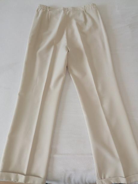 Decentný spoločenský kostým, m