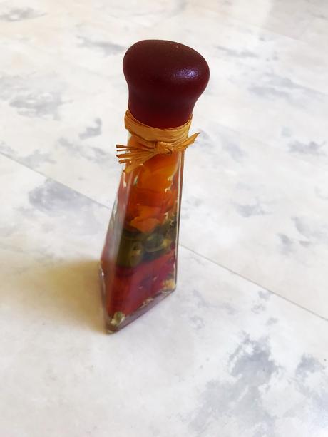 Ozdobná flaška do kuchyne, 