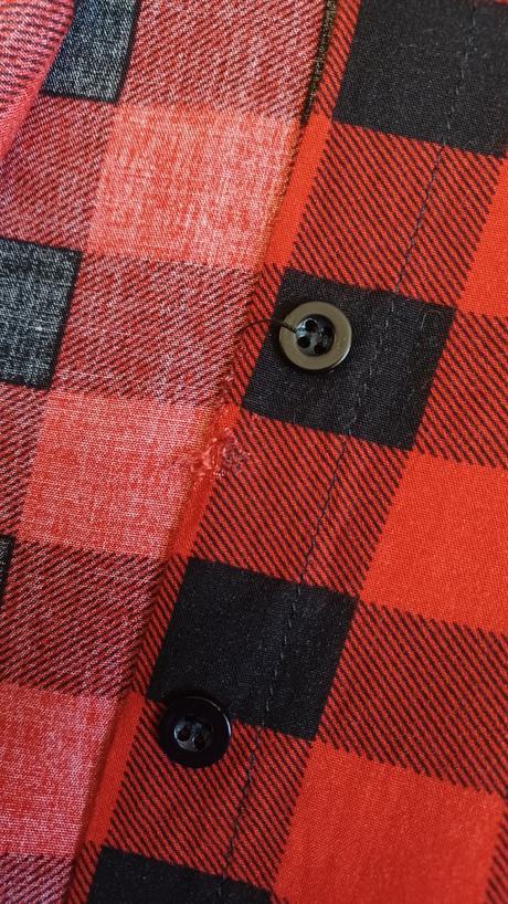 Kockovaná košeľa, gate,s