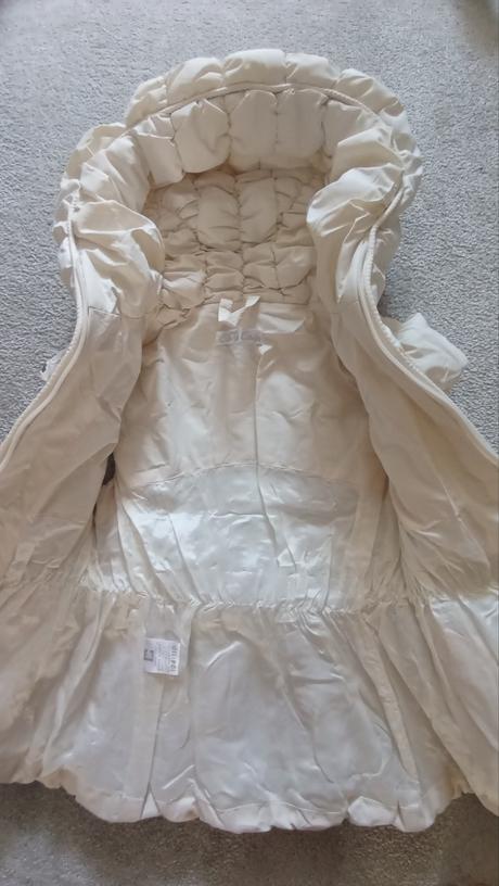 Krásna vesta 104/110, 104