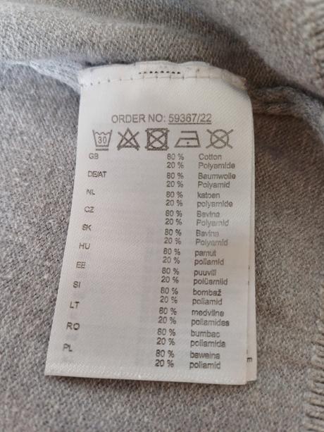 Sivý svetrik, xs