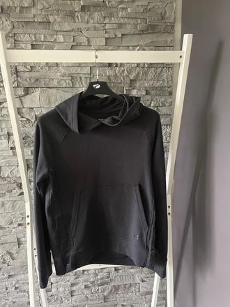 Under armour v.s, under armour,s