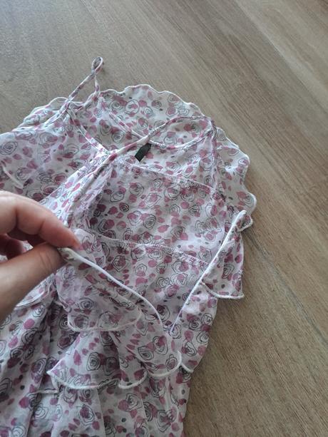 Blúzka s volánmi na ramienka, benetton,116
