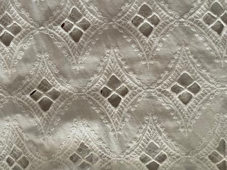 Biele saty, reserved,36