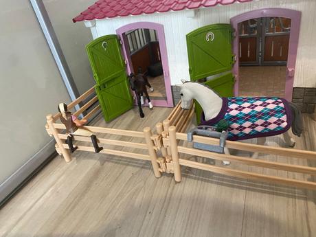 Schleich horse club - 42344 stajňa,