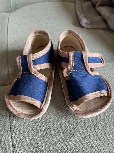 Barefoot papucky milash 20, 20