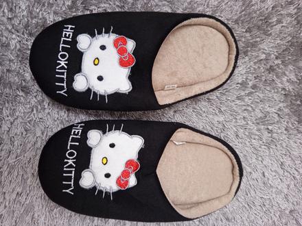 Čierne papučky hello kitty, 38