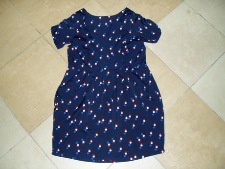 Dunnes bodkované šaty 14/42, 42