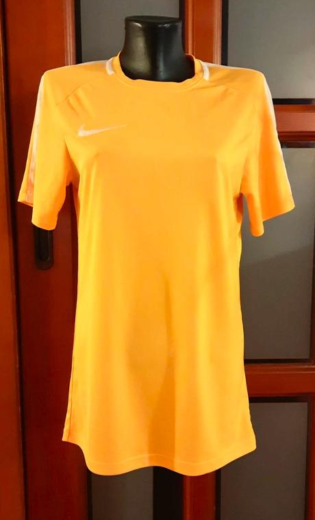 Predám pánske tričko dri-fit nike veľ. s, nike,s