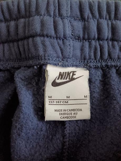 Tepláky, nike,140