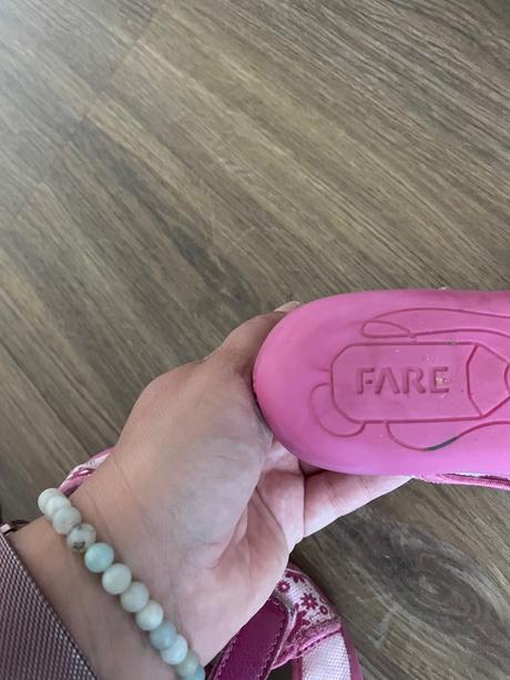 Papucky fare, fare,25