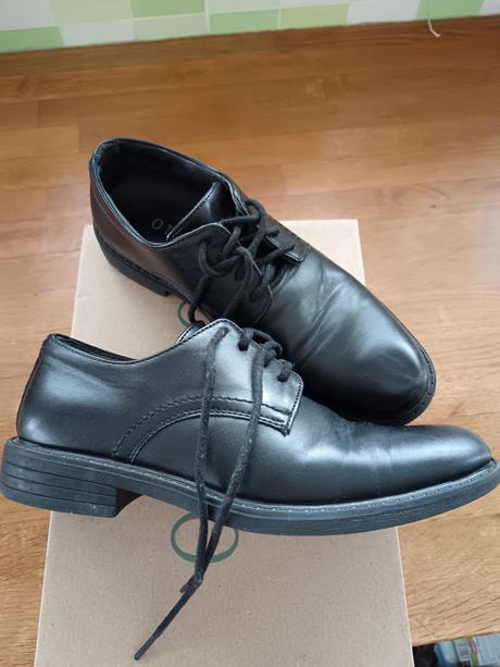 Slávnostné topánky, 34