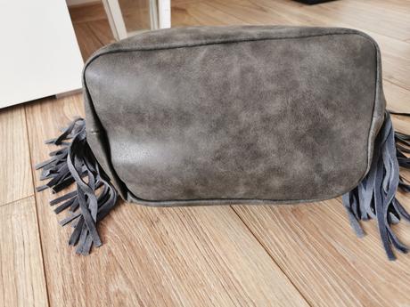 Kabelka zo strapcami, david jones