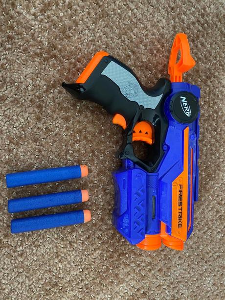 Nerf n-strike elite firestrike, 