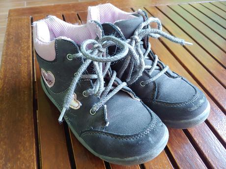 Topánky, lupilu,29