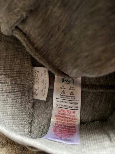 Hrubšie tepláky, f&f,92