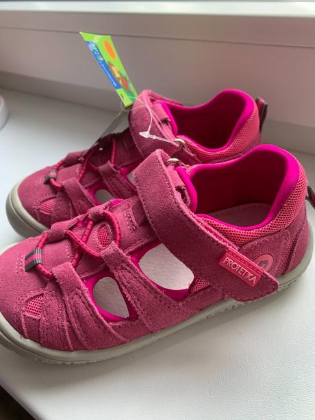 Sandale protetika nové, 28