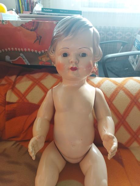 Retro bábika celba, 