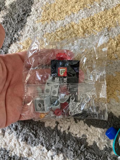 Iron man panáčik a skejty, 