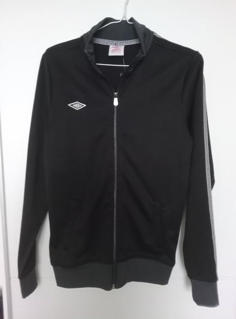 Predám mikinu umbro, umbro,s