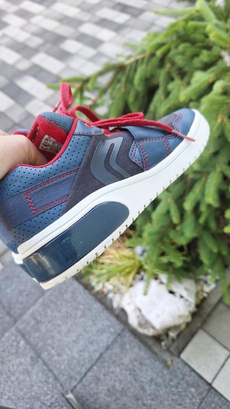 Tenisky top stav, geox,32