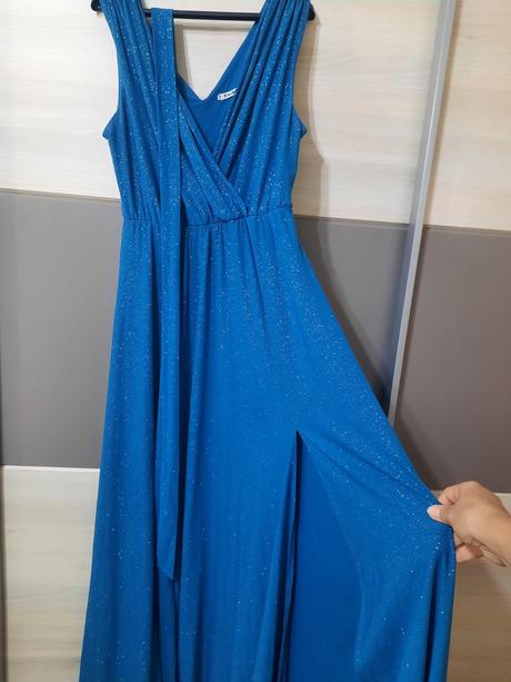 Spoločenske šaty, l