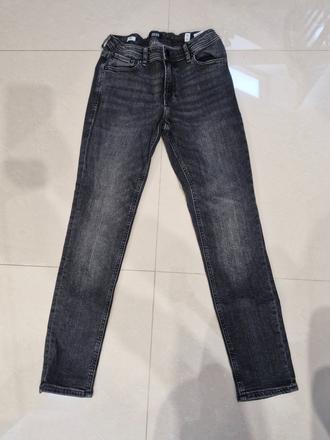 Chlapcenske rifle, 158