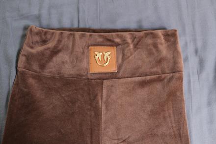 Semišové leginy, 164