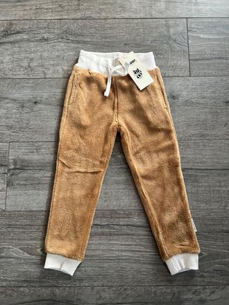 Kvalitne makkucke teplaky zn. racoon, 98 - 128