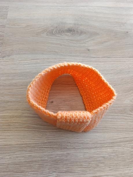 Dievčenská pletená čelenka, 