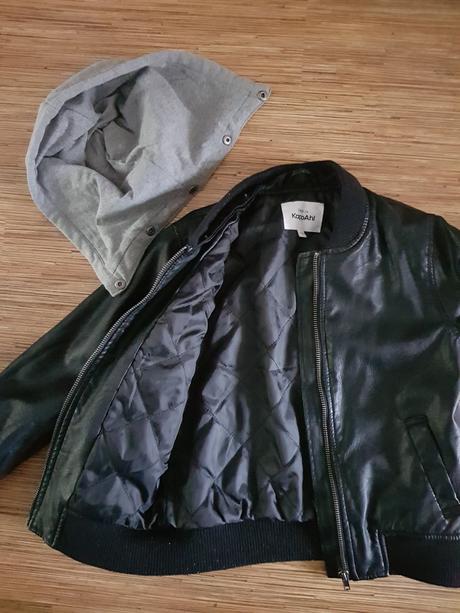 Kozenkova bunda s kapucou, kappahl,116