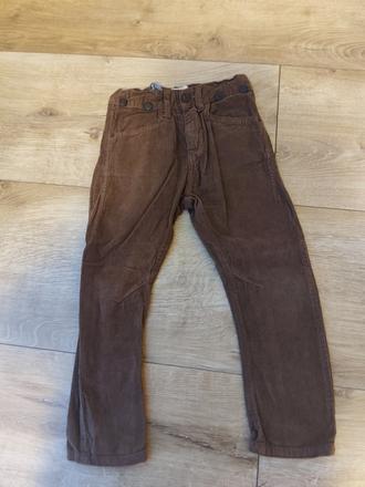 Mencestraky, zara,104