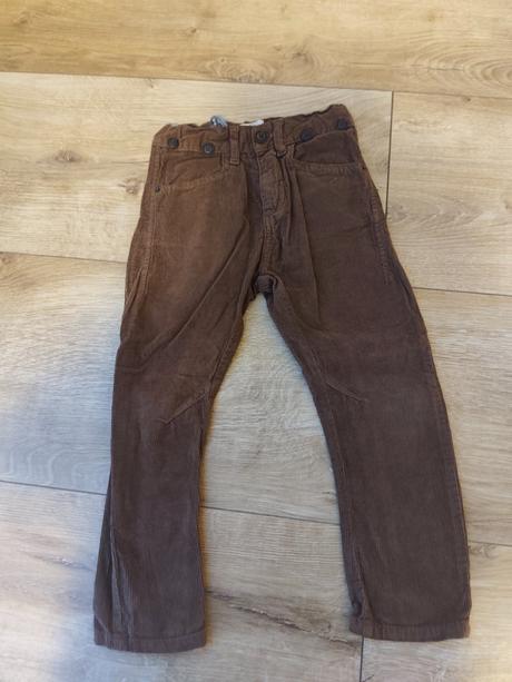 Mencestraky, zara,104