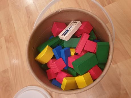 Wooden blocks v kybliku, 