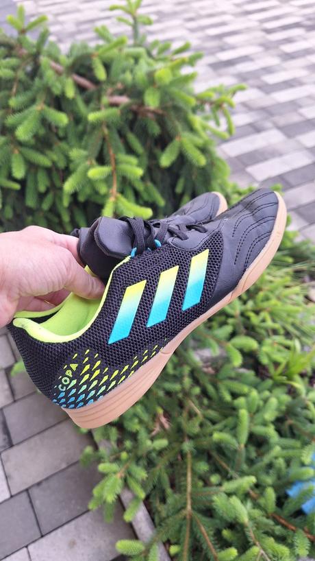 Tenisky-halovky, adidas,35