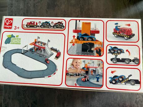 Hape - pretekarska draha so stanicou,
