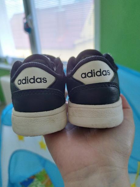 Tenisky, adidas,23