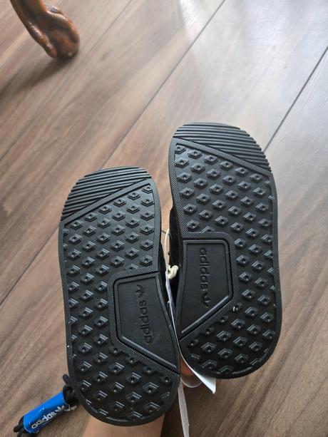 Adidas tenisky, adidas,25