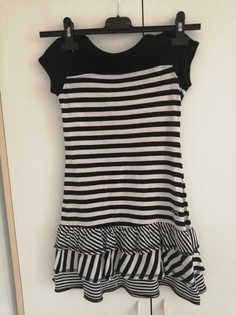 Saticky čiernobiele  pásikove vel. 122/128, 122