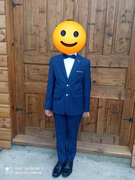 Slávnostný oblek, 146