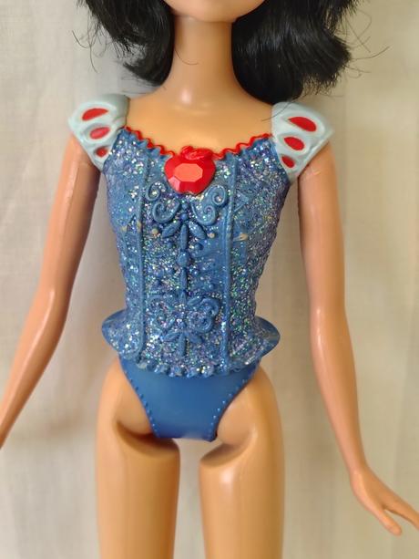 Zberateľská retro bábika snehulienka, mattel cfb77,