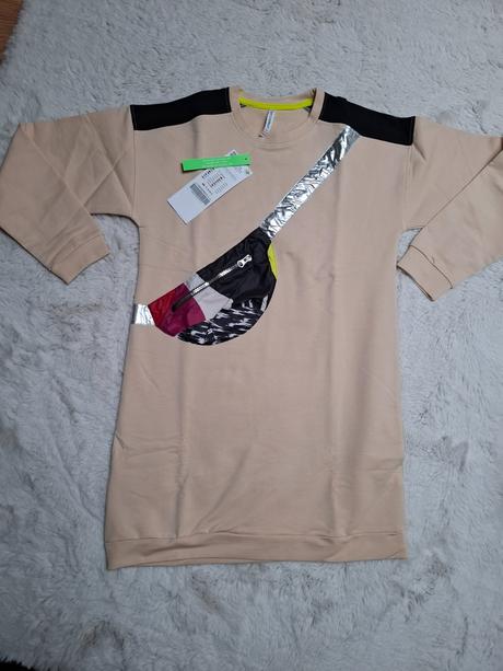 Béžové šaty, coccodrillo,152