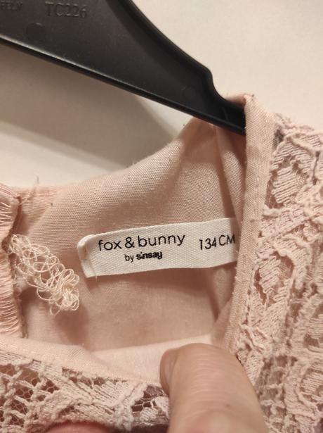 Šatičky, sinsay,134