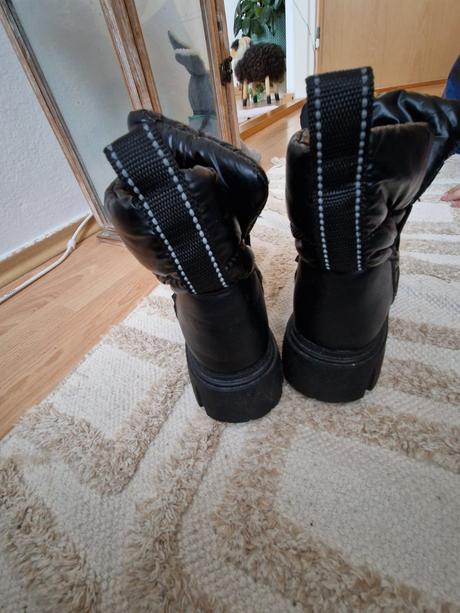 Čižmy veľkosť 38, 38