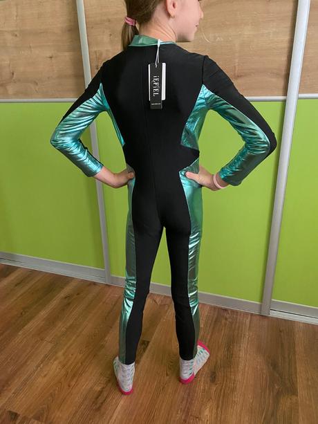 Overal na gymnastiku, akrobaciu, 122