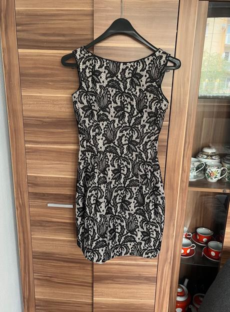 Elegantne šaty, zara,xs