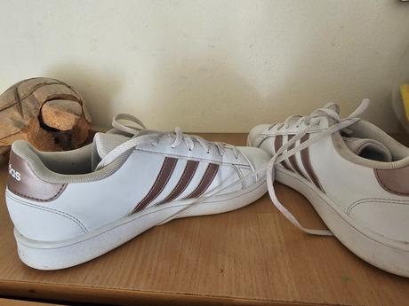 Adidas, adidas,40